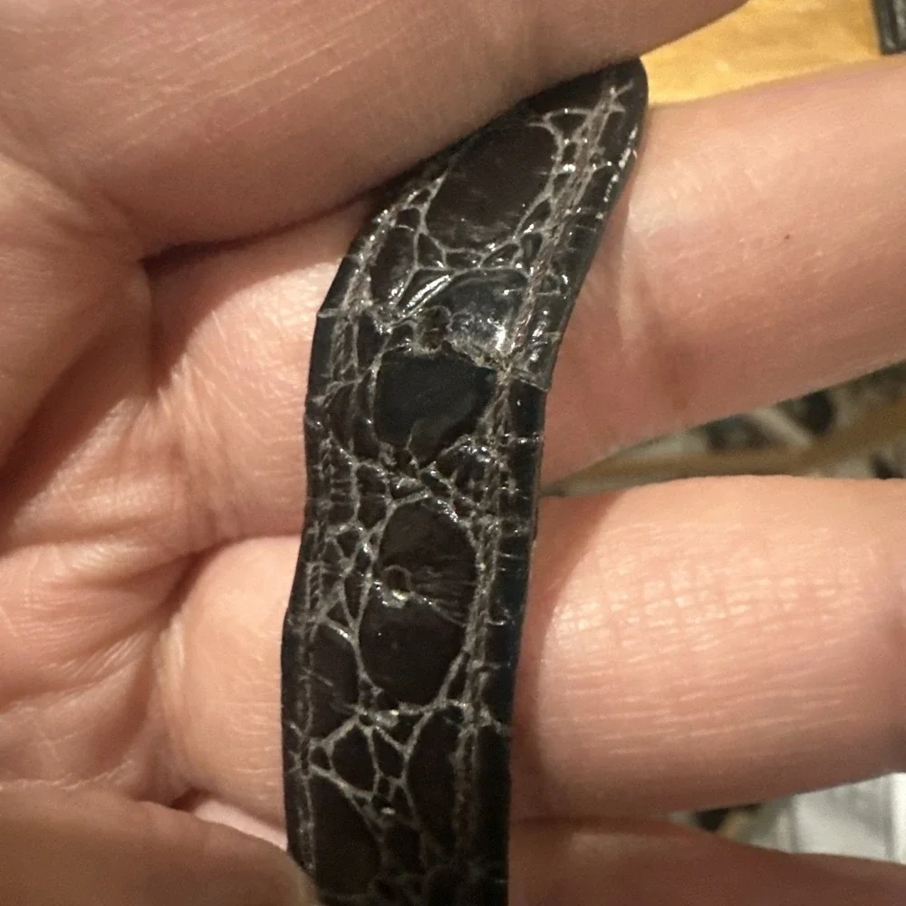 Working Vintage Helbros Invincible Diamond Quartz Mens Black Watch‎ 33mm Fit 7